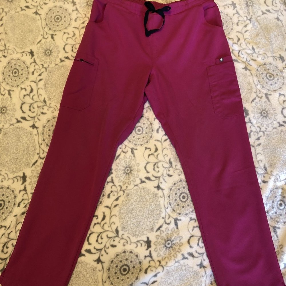 FIGS Scrub Bottoms "Electric Orchid" Yolo Skinny size Large